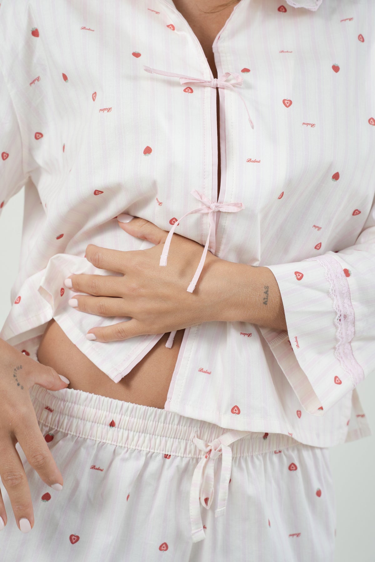 Berry sweet set short
