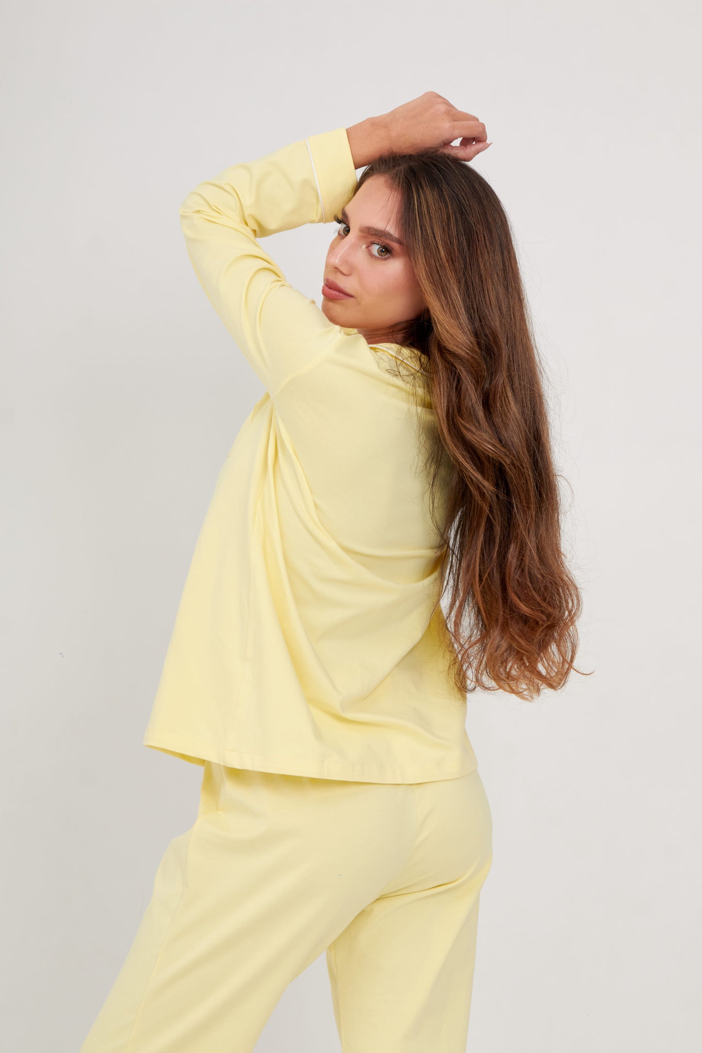 Pijama set de pantalón Bianca Amarillo