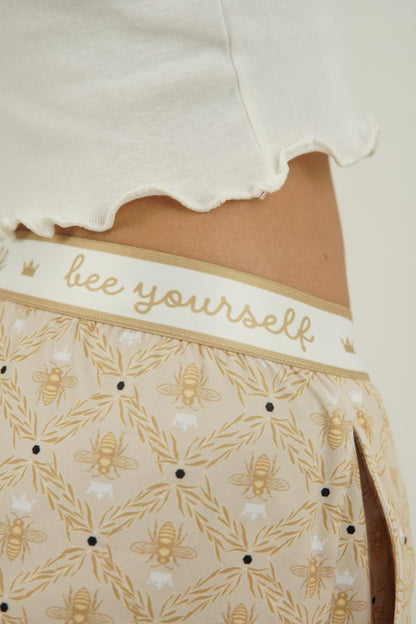 Pj de short Bee Yourself + Tee Bee.