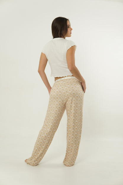 Conjunto Pj Pant con Queen Bee T-shirt