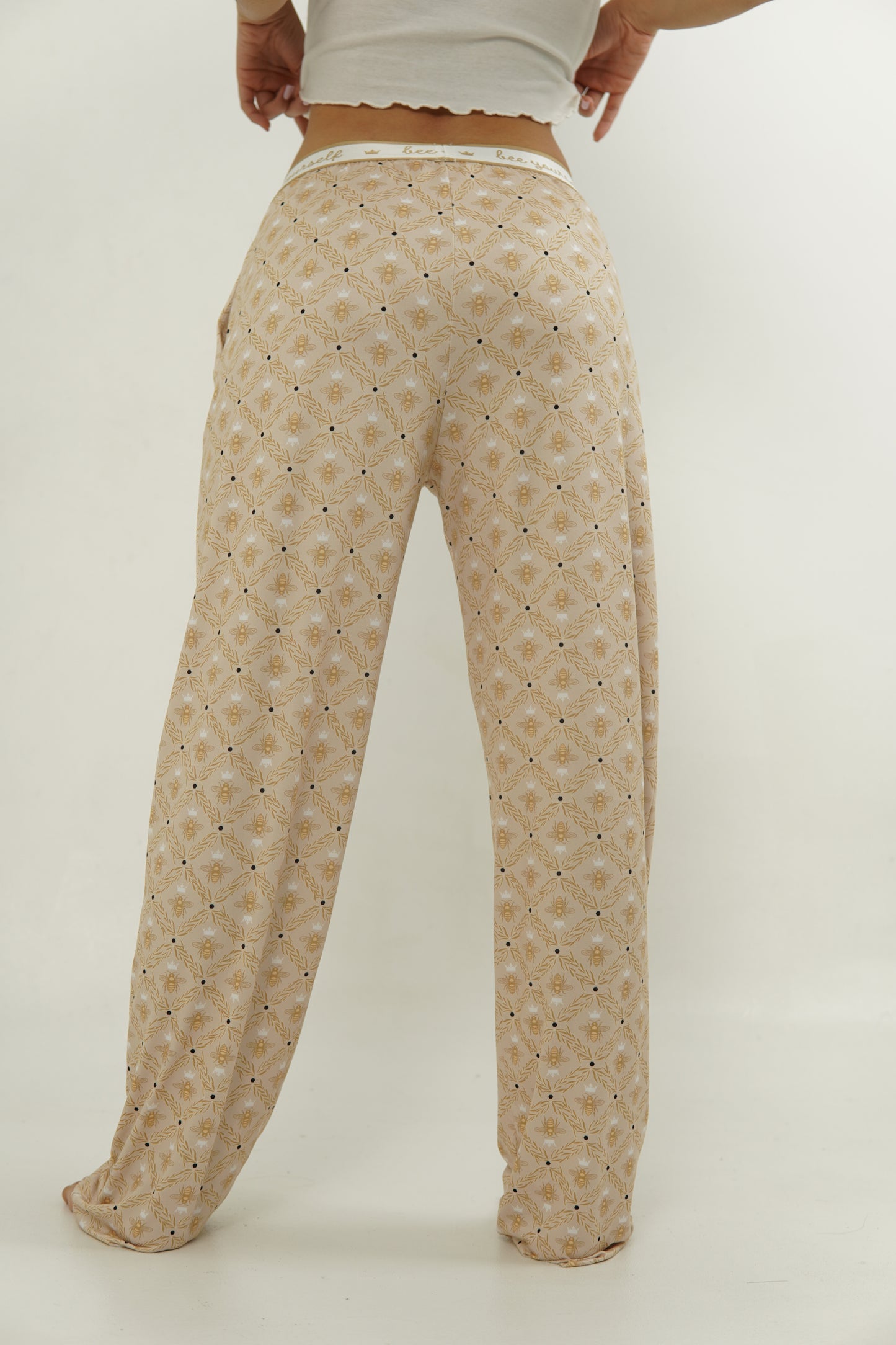 Conjunto Pj Pant con Queen Bee T-shirt
