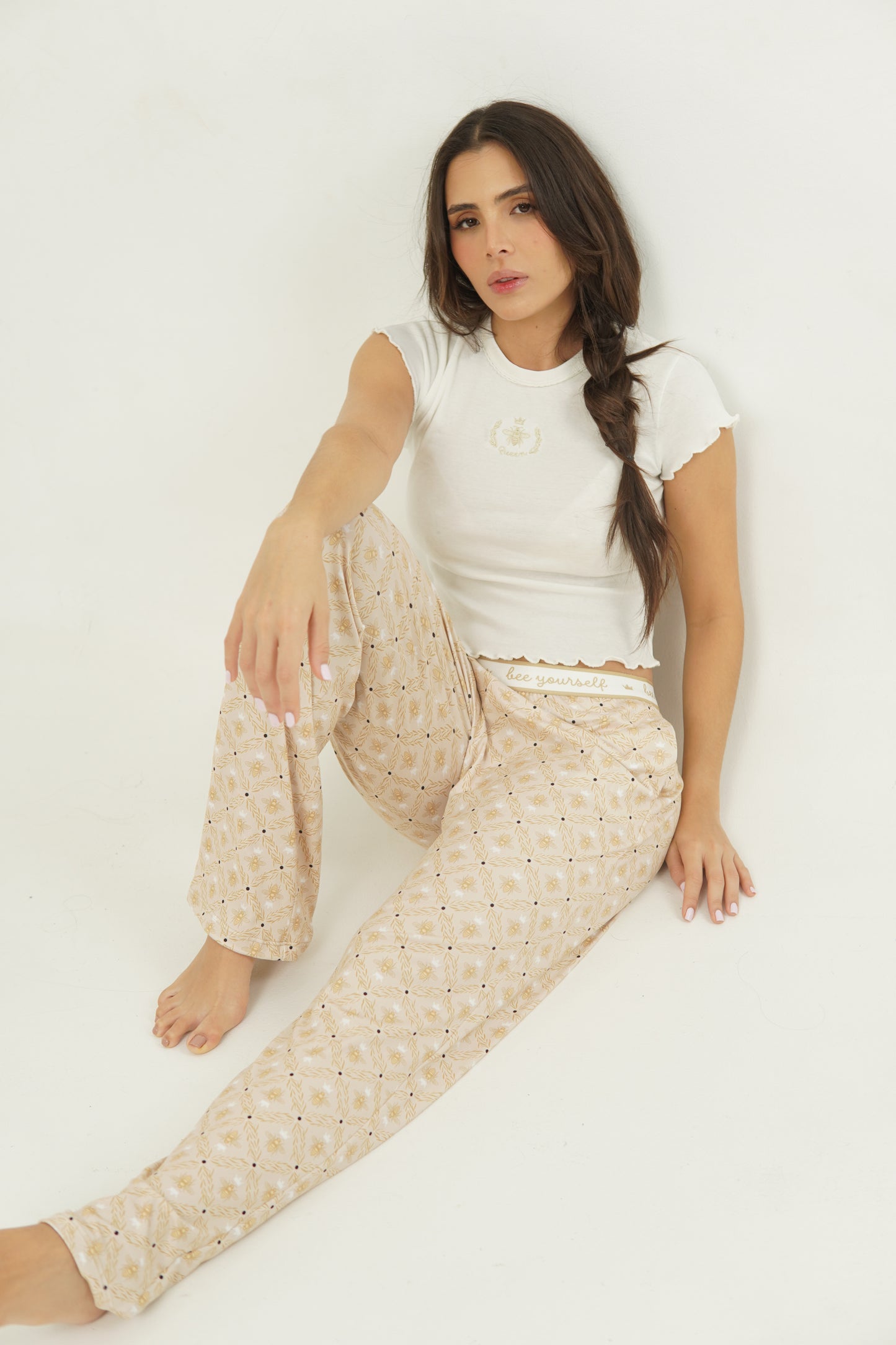 Conjunto Pj Pant con Queen Bee T-shirt